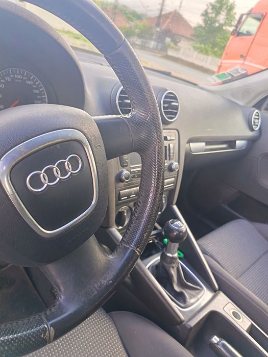 Vând audi  A 3.  An fabricație 19 06 2007 Motor 2000disel preț 2.800 euro.Numere roși nu sunt scoase. Număr de contact 0770214933