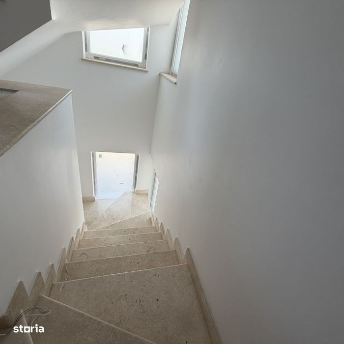 Vila Premium | P+1+Pod | Tunari | Scoala Engleza | STB 2 min