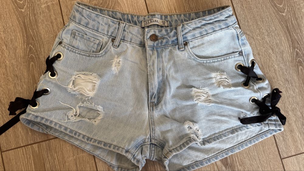 Къси дънки – отлично състояние