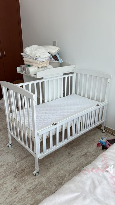Пелинальный стол комод IKEA