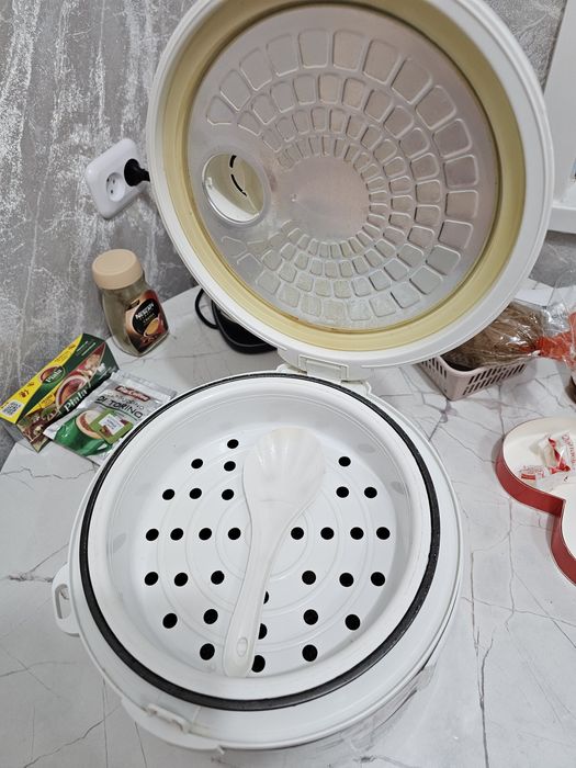 Продам мультиварку б/у