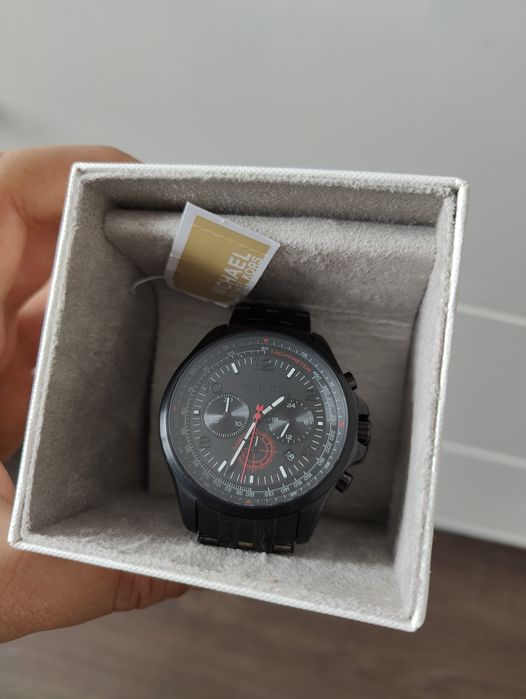 Часовник Michael Kors