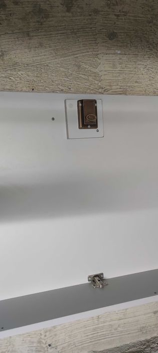 Usa din PAL, cu balamale incluse, dimensiune 190 x 65 cm