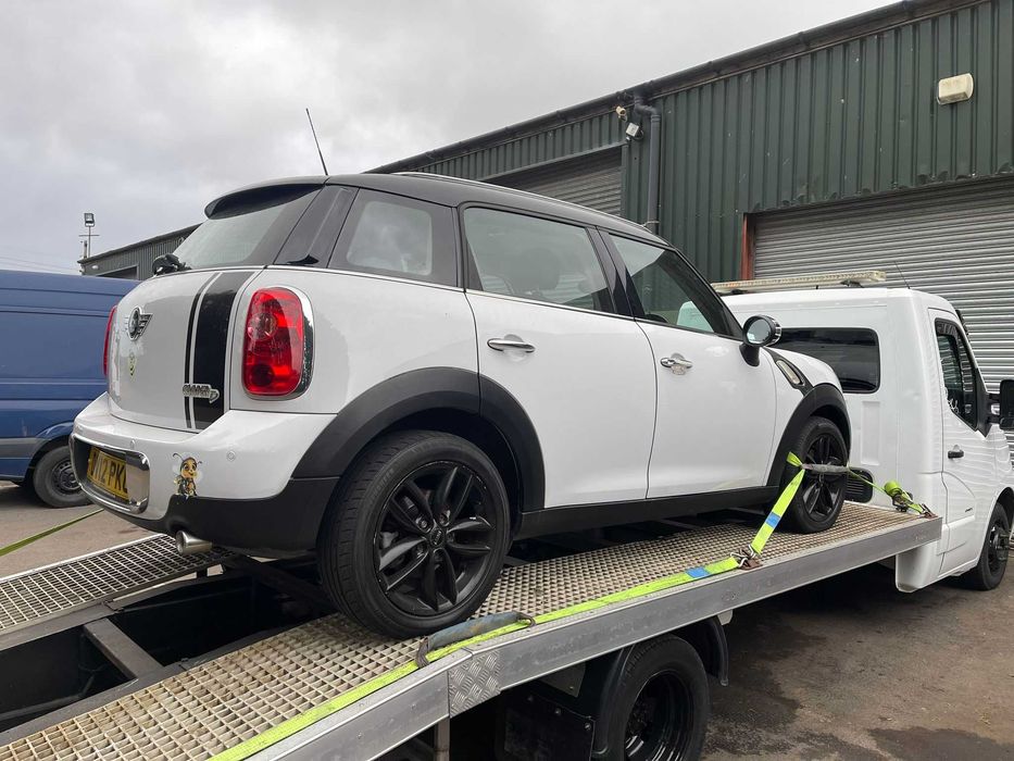 Dezmembrez Mini Cooper 2012 hatchback 1.6