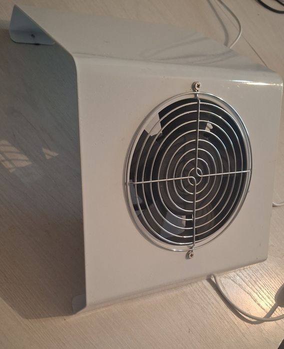 Вытяжка для маникюра