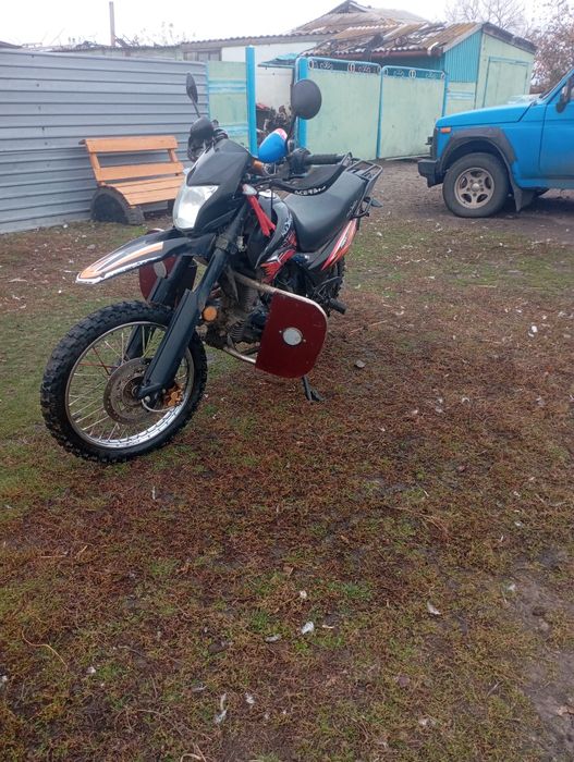 Продам мотоцикл эндуро