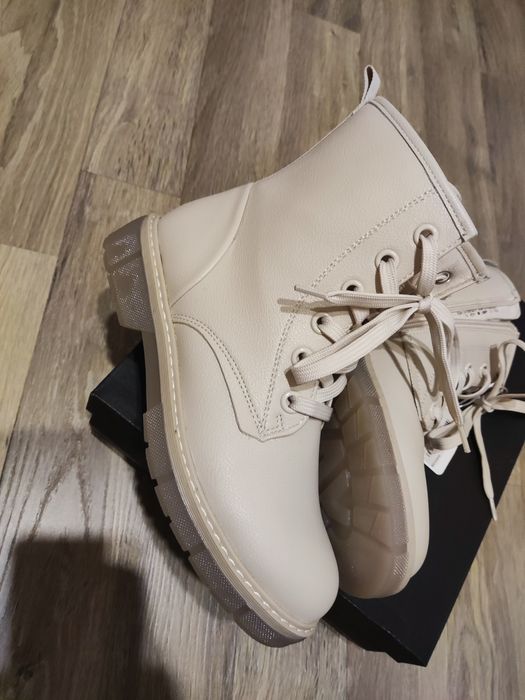 Обувь женская ботинки полуботинки