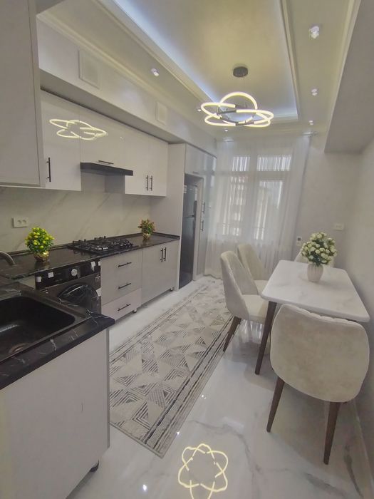 Vagzal Saodatda 102kv li katta shinam tayyor uy sotiladi