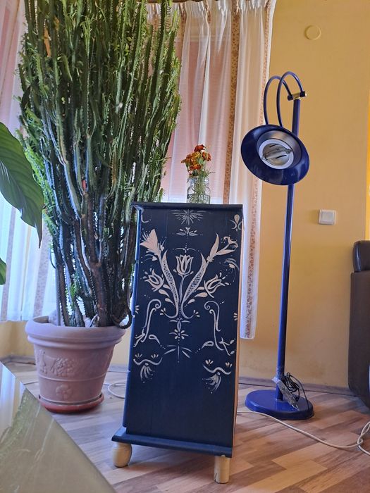 Comodă unicat pictată manual