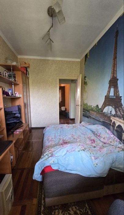 Катта Дархан 4/4/4 кирпич 77 серия 100 кв.м. Среднее состояни