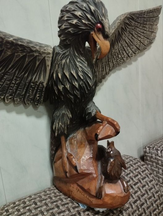Орёл из дерева  ручная работа