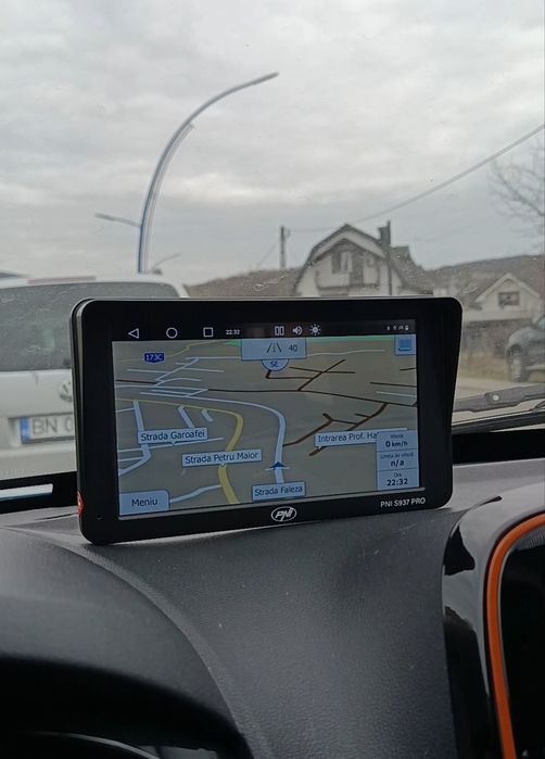 GPS-ul TANC mic- cu android PNI S937 PRO+ecran 7" - livetrafic-4 gb ram-64 gb memorie