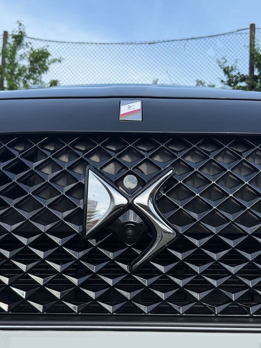 DS Automobiles DS 7 Crossback DS7 Crossback E-Tense 4x4 300cp — Echipare Opera — 2020
