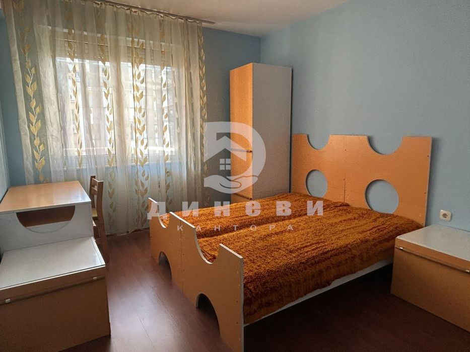 Продава се Тристаен апартамент в Стара Загора, Опълченски - 96 кв.м за 1433 €/кв.м - Снимка #11