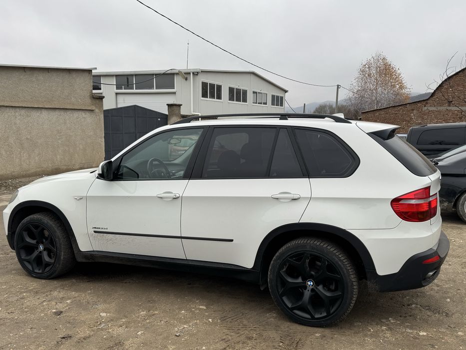 Бмв х5 е70 3.0д на части