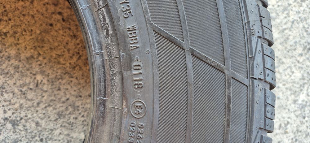 4 anvelope M+S noi Continental 225/70/15.Pretul este pe bucata.