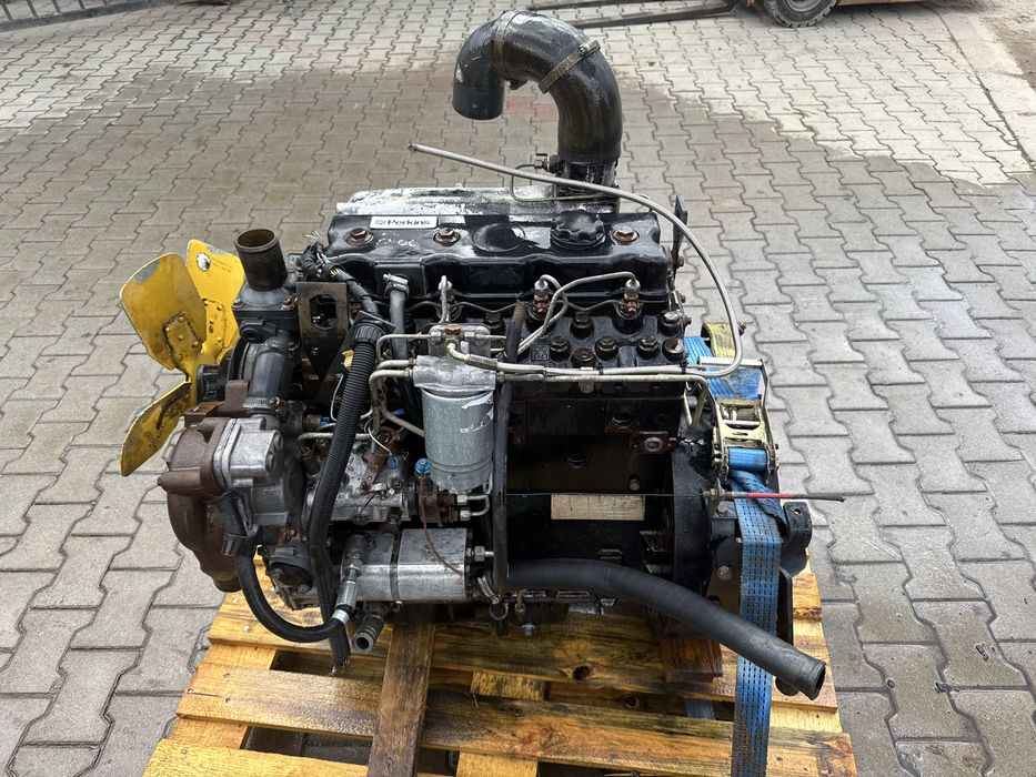 De vanzare motor perkins 1004.4