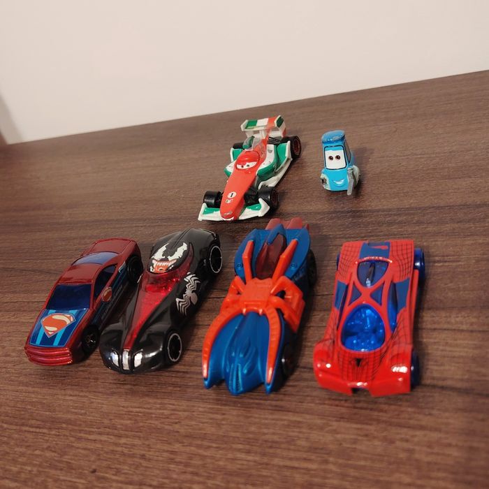 Mașinuțe Disney Cars Fulgerul McQueen