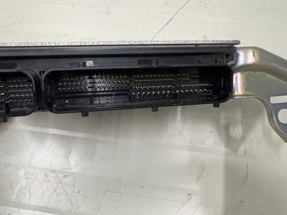 Контролен модул Тойота Аурис II Контролер на двигателя