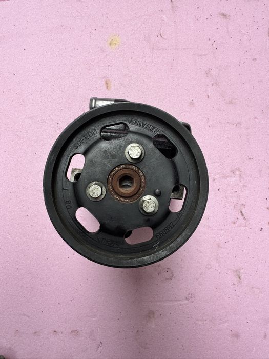 Vand pompa servo Logan/Sandero 2009/2012 cu A/c