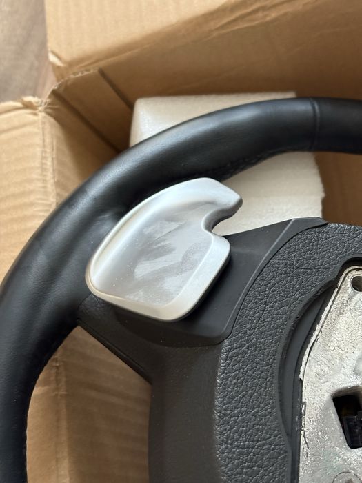 Руль BMW F10 срочно