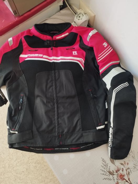 Продам летнюю куртку