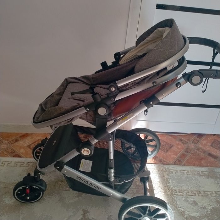 Детская коляска на продажу