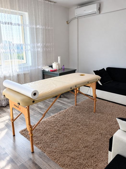 Masaj terapeutic, terapie manuală miofascială la domiciliu în București. Maseur profesionist. Deep Tissue. Spate, gât, umeri. Sector 1, 2, 3, 4, 5, 6.