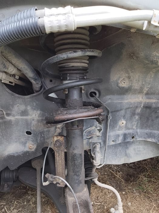 Vând arcuri Ford ,față și spate