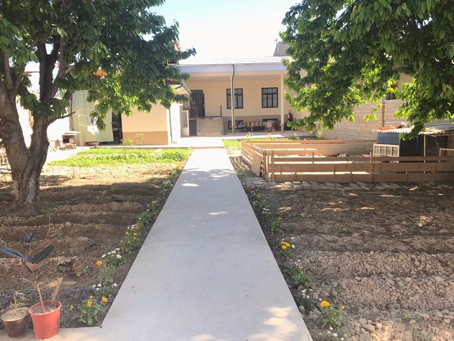 Uchaska sotiladi 74.000$