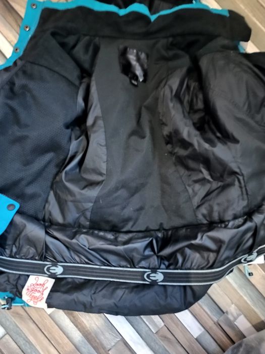 Качествени Дамски Ски / Зимни Якета – Eider и Westbeach (S/M)