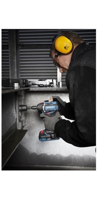 Masina de insurubat cu impact Erbauer EIW18-Li, 18V, 2400 rpm, 240 Nm