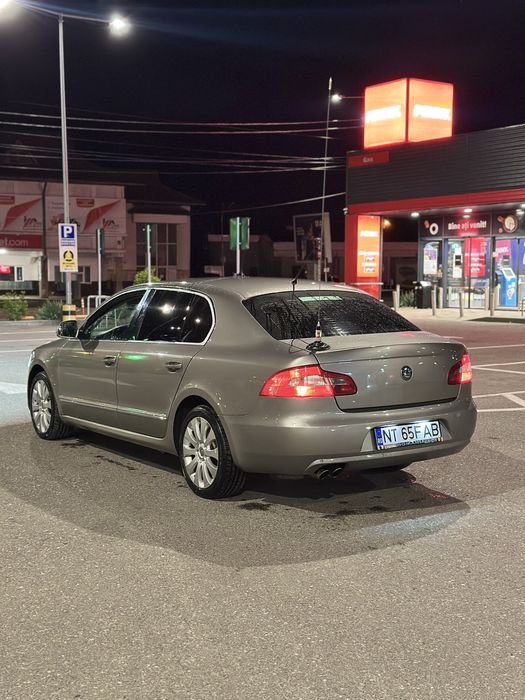 SKODA Superb 2010 — imagine 2