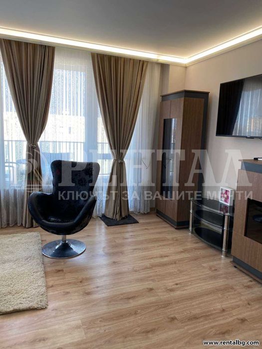 Дава се под наем Двустаен апартамент в Пловдив, Христо Смирненски - 72 кв.м за 510 € - Снимка #2