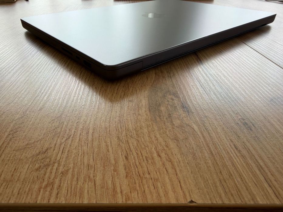 MacBook Pro 16" M3 MAX 16-CPU, 40-GPU, 64GB RAM, 1TB SSD В ГАРАНЦИЯ