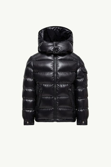 Яке Moncler матирано нови