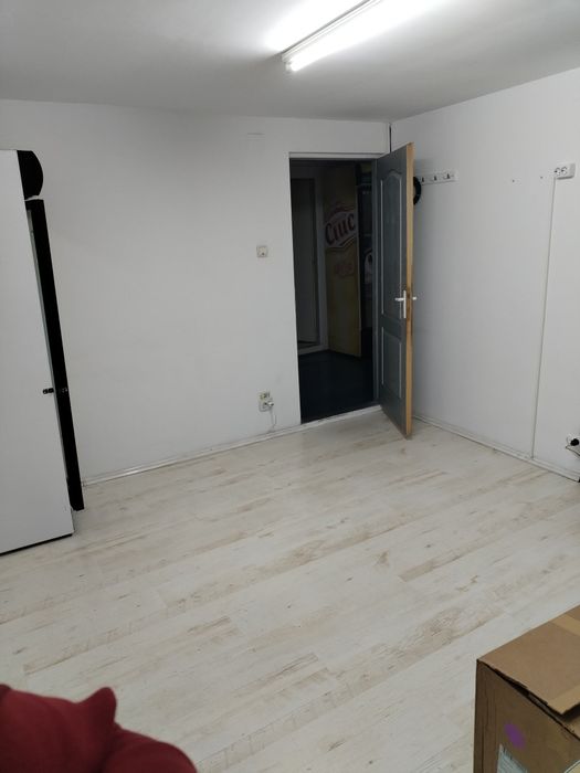 Spațiu de Închiriat