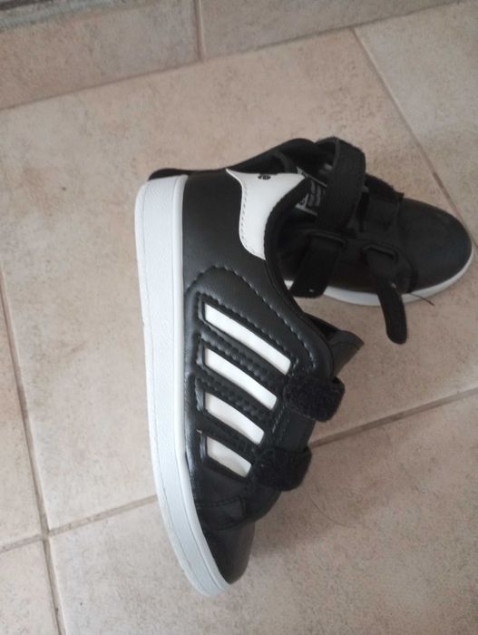 Детски кецове запазени