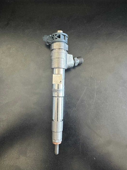 Injectoare si pompa noi 1.5dci dacia/renault/nissan