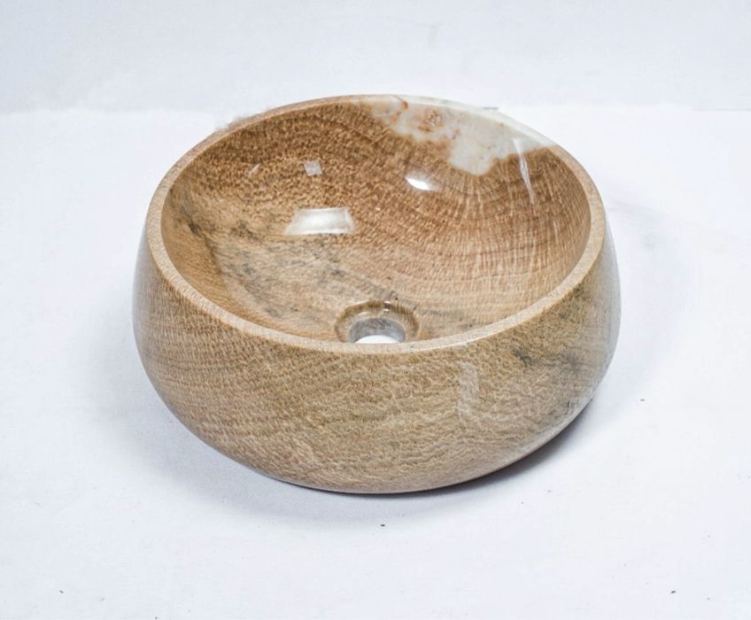 Мивка от мрамор - естествен материял