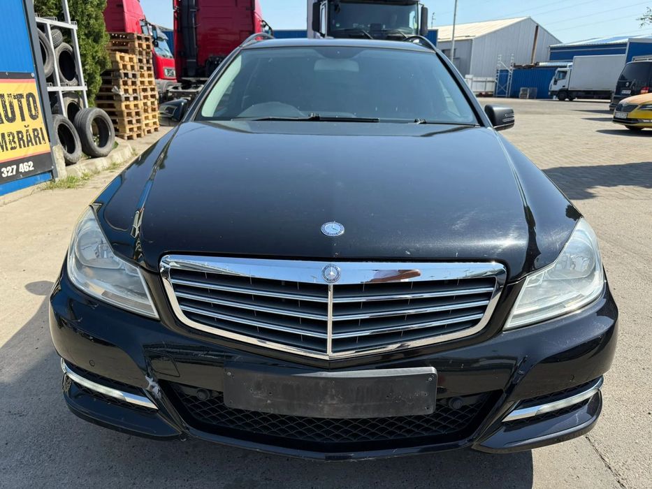 Dezmembrez / Dezmembrari / Piese Mercedes C-Class W204 Facelift 2.2CDI 651 Euro 5 2011-2015