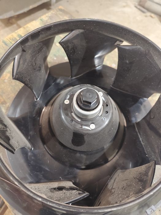 Вентилатор и управление за таванен климатик Дайкин ново