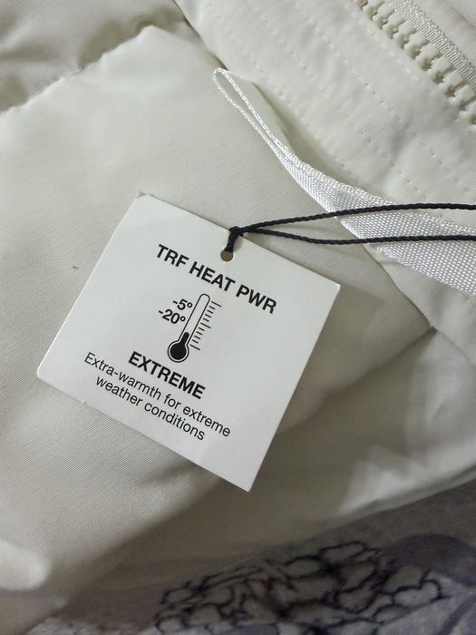 Продается куртка Zara