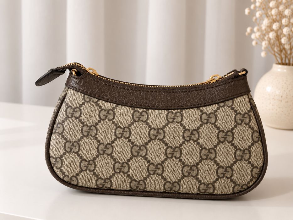 Малка чантичка Gucci
