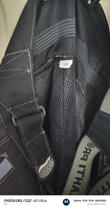 Pantaloni moto vara
