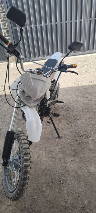 Продается питбайк 125кубов
