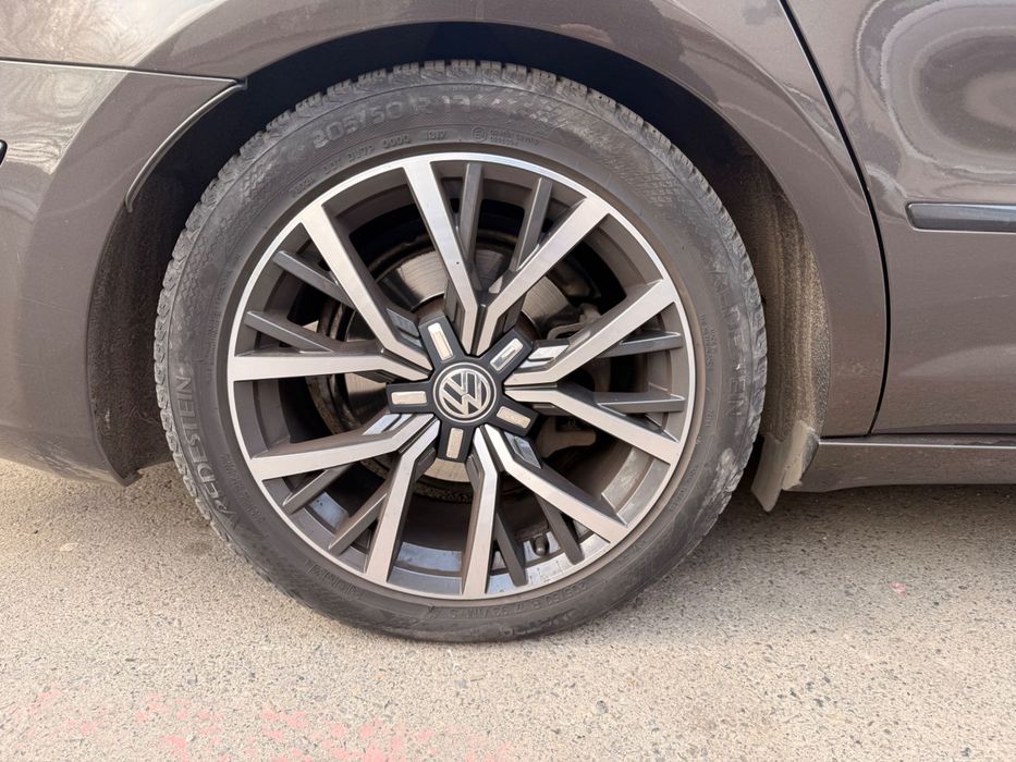 Jante VW  originale Tulsa R17 cu cauciucuri, in stare foarte buna