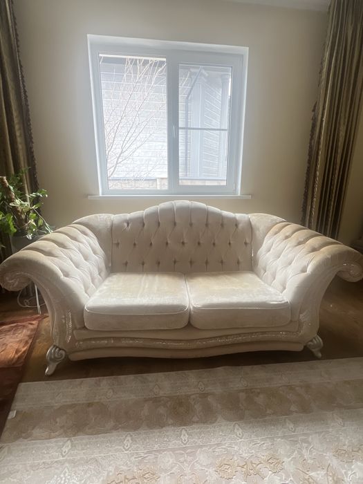 Мягкий мебель , диван 2 одинаковых