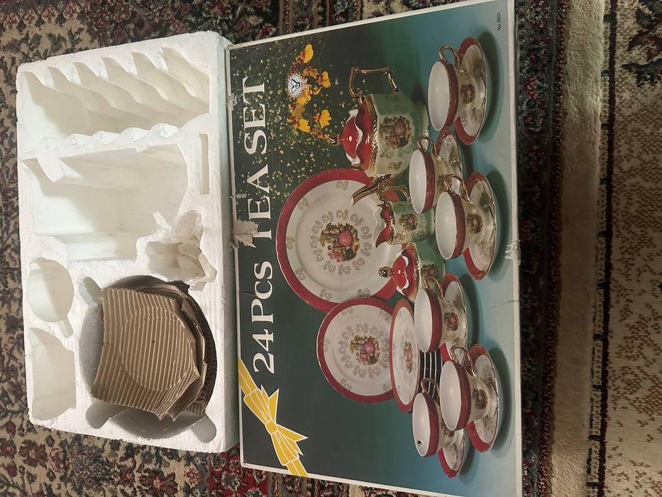 Чайный сервис мадонна