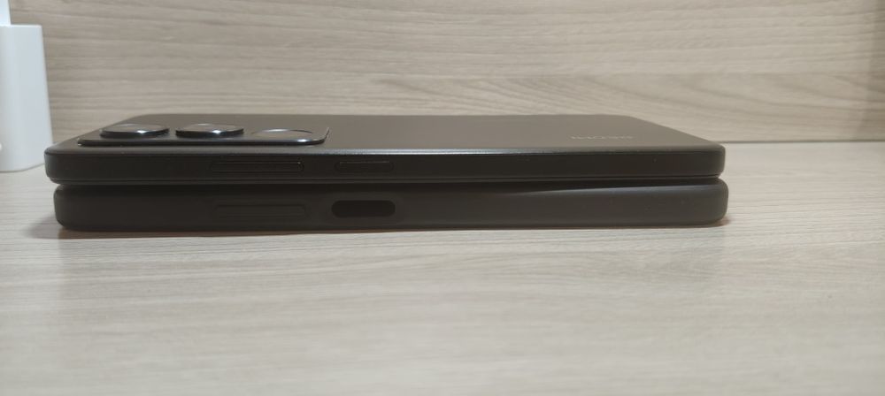 Xiaomi Redmi 15 (7000мА•ч)